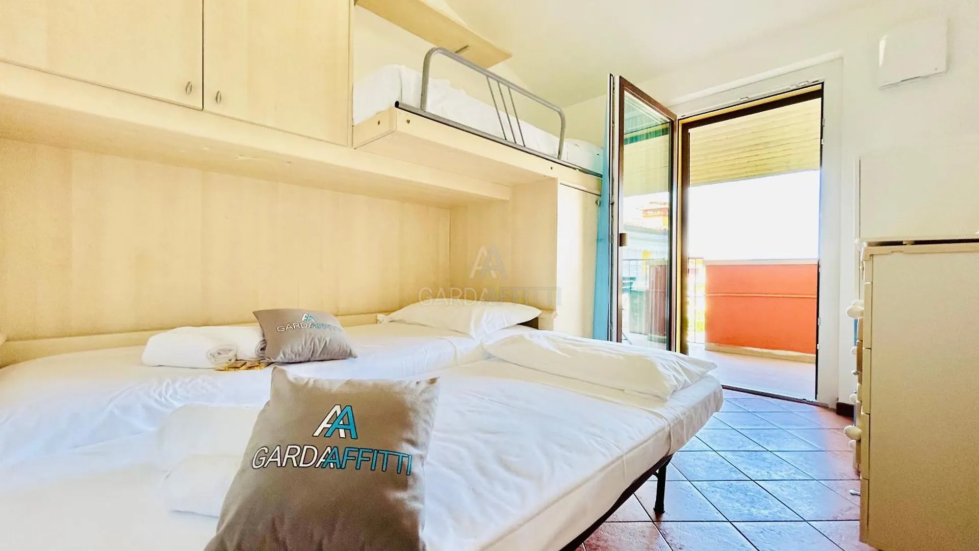 New York Apartment-Comfort E Relax A 200M Dal Lago Sirmione Apartament