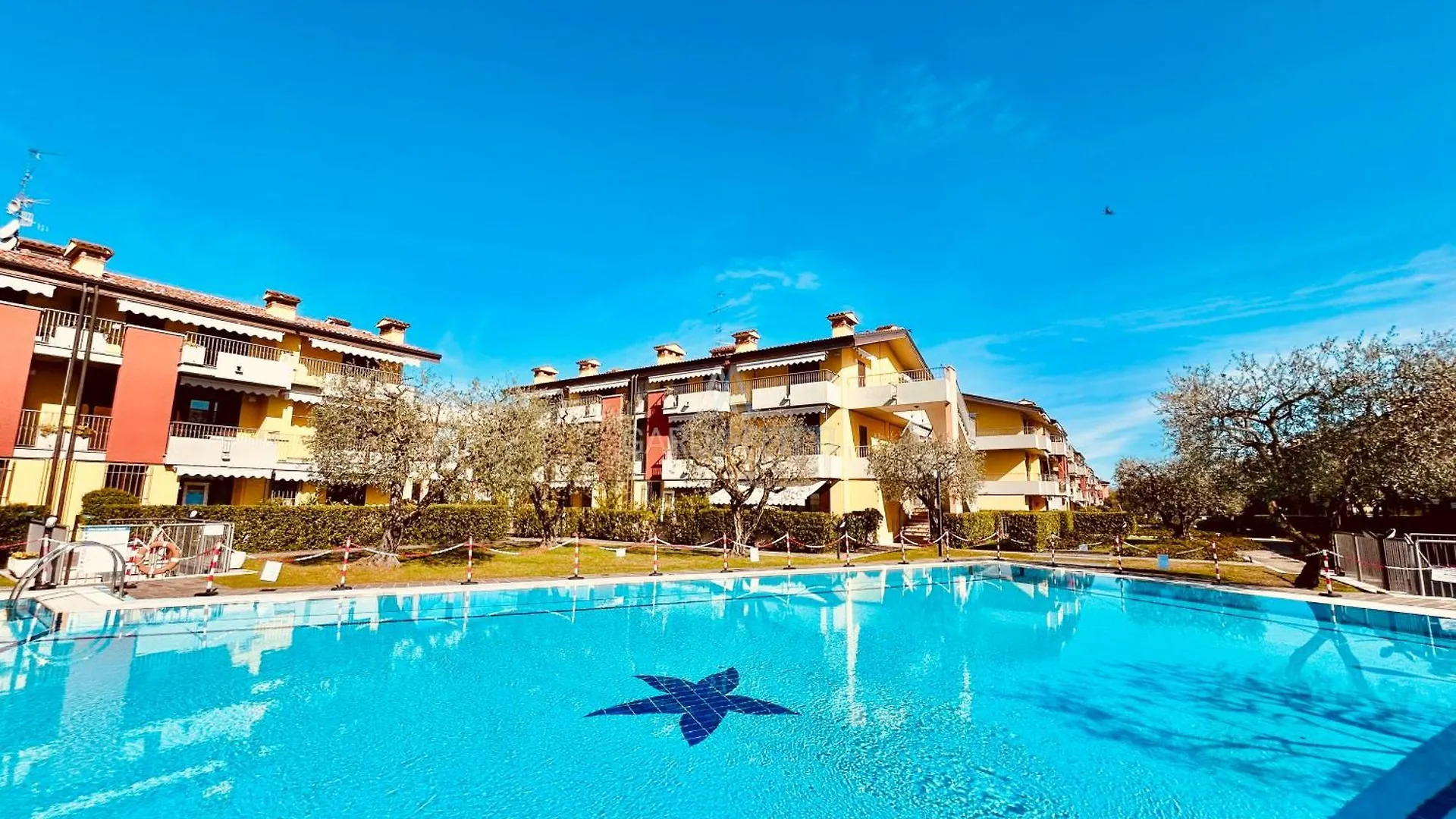 New York Apartment-Comfort E Relax A 200M Dal Lago location